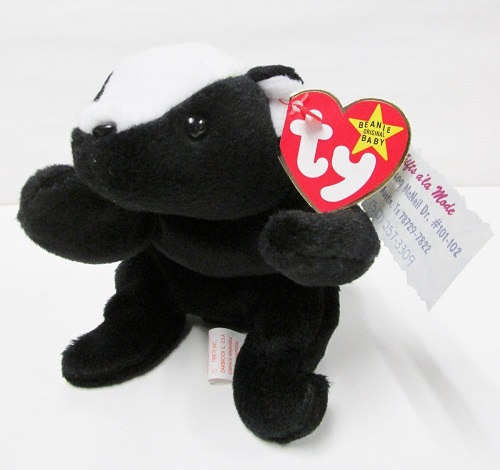 Stinky, the Skunk - 4TH Gen Tag - Beanie Baby